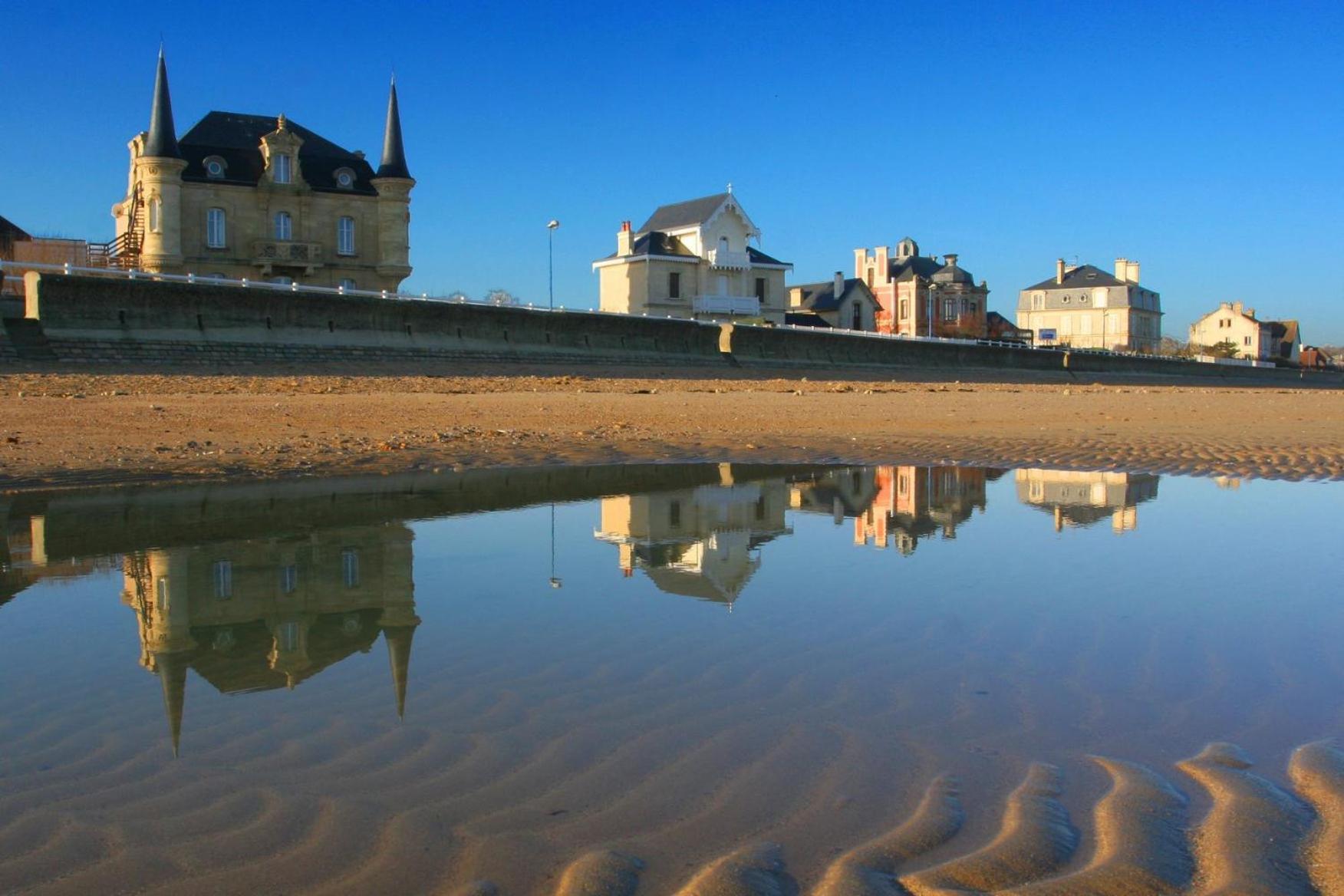 Maison grand jardin pres Port en Bessin et Bayeux, proche plages du débarquement Commes Extérieur photo